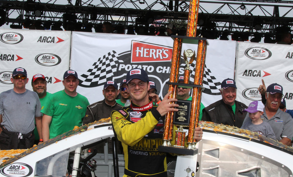 Enfinger conquers Springfield Mile Dirt