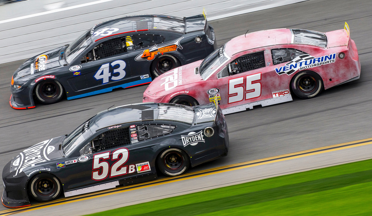 Veteran Hessert fastest overall in Daytona testing