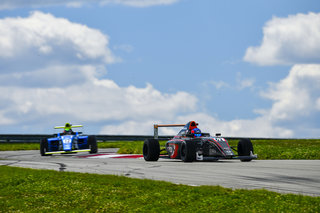 Oliver Clarke Produces Battling F4 Performance in Pittsburgh