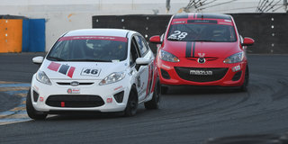 Jackson Fends Off Late Charge to Win B-Spec at Runoffs