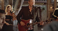 Blake Shelton Names the Dogs